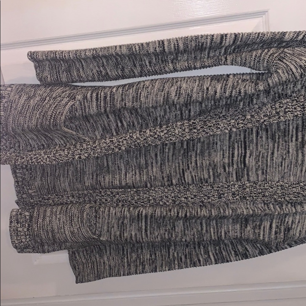 Express cardigan - Picture 2 of 2